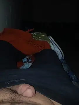 Snapshot of ouchenshadow2975 chatting on 11.28.25 ouchenshadow2975 online show from 11.28.25