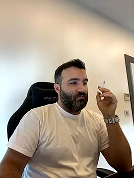 Yasinozturk3232 online show from 11.21.25