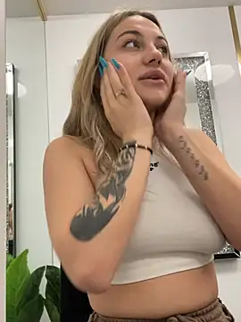 Chloe GraceeX online show from 02.21.26