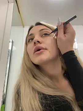 Chloe GraceeX online show from 03.06.26