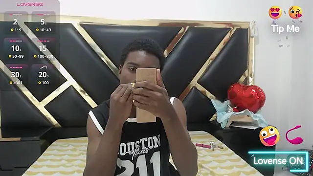 NoahJhonson69 online show from 02.16.26