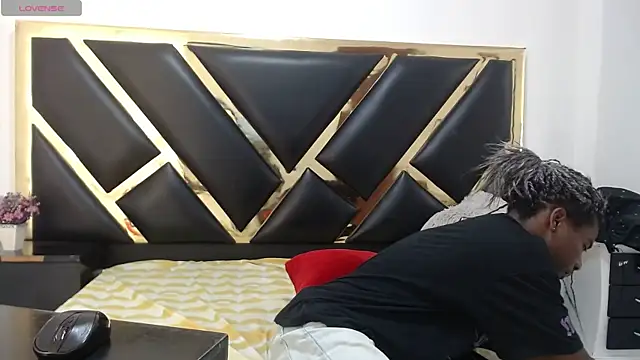 NoahJhonson69 online show from 06.12.26