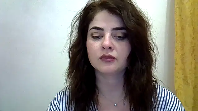 Snapshot of Darkroseq chatting on 02.13.26 Darkroseq online show from 02.13.26