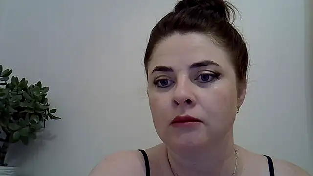 Snapshot of Darkroseq chatting on 06.30.26 Darkroseq online show from 06.30.26