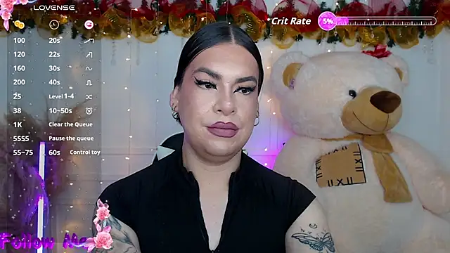 Snapshot of Nicol_ricci_ chatting on 12.15.25 Nicol ricci online show from 12.15.25