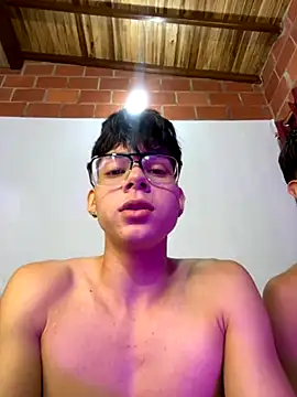 Snapshot of Handsome_boys69 chatting on 12.02.25 Handsome boys69 online show from 12.02.25