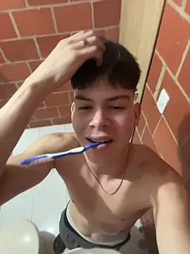 Snapshot of Handsome_boys69 chatting on 12.15.25 Handsome boys69 online show from 12.15.25