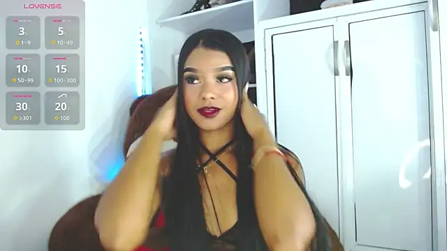 Snapshot of mia_fernand chatting on 01.09.26 mia fernand online show from 01.09.26