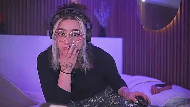 GabyRose9 online show from 06.18.26