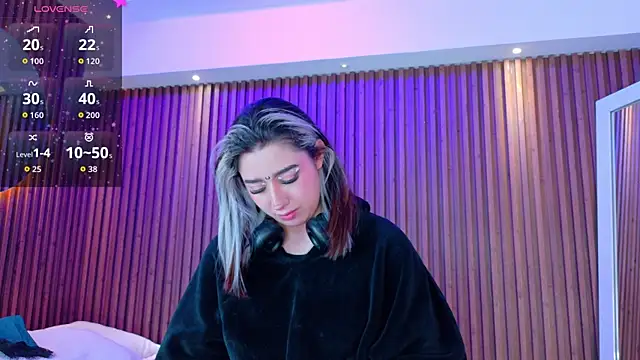 GabyRose9 online show from 07.30.26