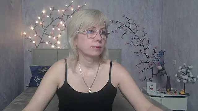 LaurenWishy online show from 04.23.26
