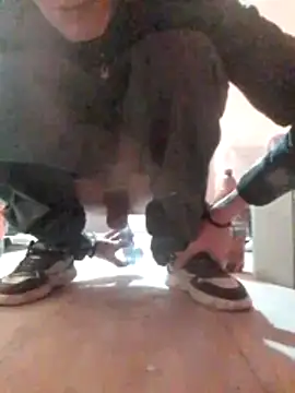 uiuftyrrtydre online show from 03.17.26