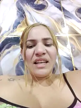 Snapshot of Sendy_nasty_Kinky chatting on 01.08.26 Sendy nasty Kinky online show from 01.08.26