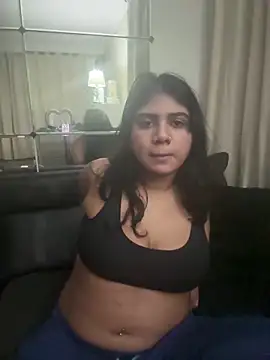 TiaBella  online show from 12.18.25