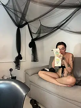 Alice Dark21 online show from 03.18.26