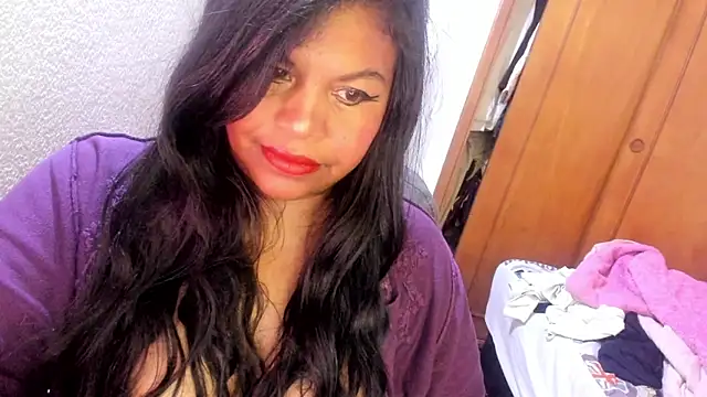 ebonycamelia online show from 04.25.26