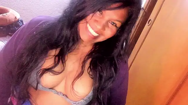 ebonycamelia online show from 06.08.26