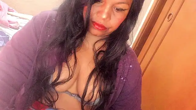 ebonycamelia online show from 06.08.26