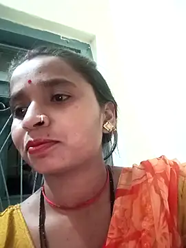 Snapshot of Hot_erion chatting on 11.22.25 Hot erion online show from 11.22.25