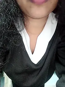 SugarNila online show from 12.14.25