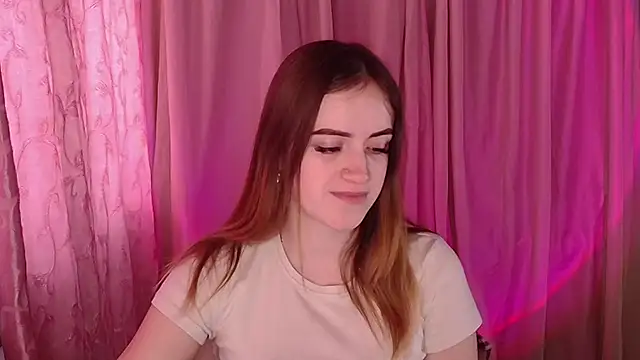 Illa May online show from 01.19.26