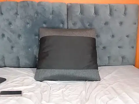 SEXYBUBBLES xXx online show from 11.19.25