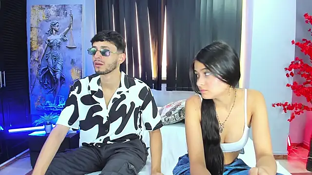 Snapshot of dracke_and_zara chatting on 02.28.26 dracke and zara online show from 02.28.26