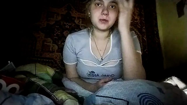 KikiBang online show from 12.03.25