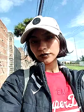 Zoe addiction online show from 11.30.25