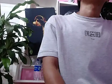 crissex3 online show from 02.25.26