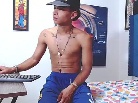 crissex3 online show from 03.12.26