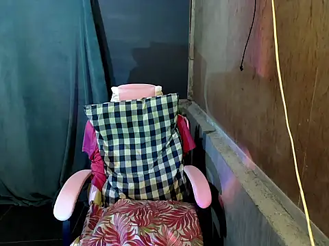 saucy elj online show from 04.24.26