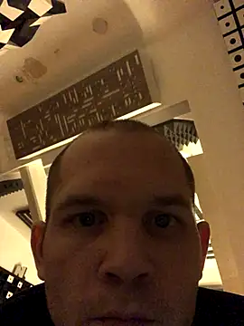 Spielzeugtwink online show from 11.19.25