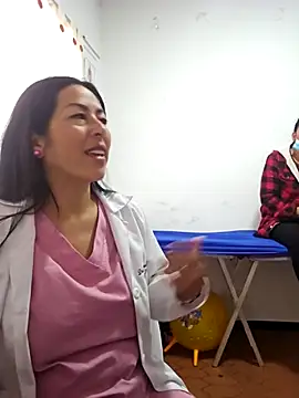 JustSamantha  online show from 04.21.26