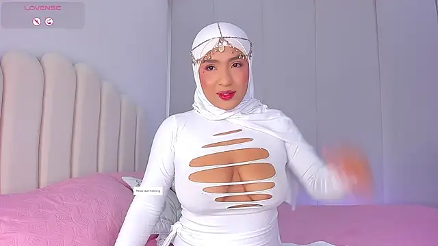 Amira-Zahra online show from 06.26.26