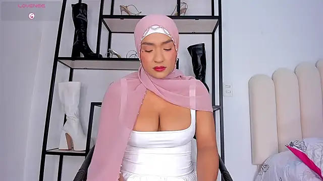 Amira-Zahra online show from 07.28.26