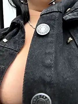 Kendra-daring online show from 12.14.25