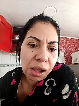 Snapshot of sarasol22 chatting on 11.20.25 sarasol22 online show from 11.20.25