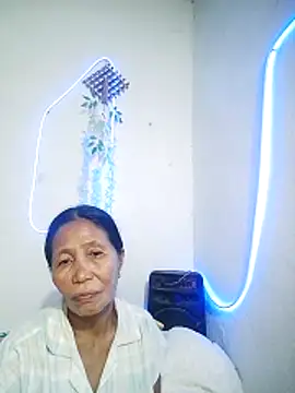 Snapshot of SampaguitaMama_Palangga chatting on 11.20.25 SampaguitaMama Palangga online show from 11.20.25