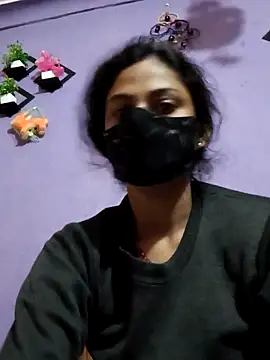 Snapshot of Yt_kinjal chatting on 11.23.25 Yt kinjal online show from 11.23.25