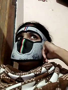 Snapshot of Yt_kinjal chatting on 11.23.25 Yt kinjal online show from 11.23.25