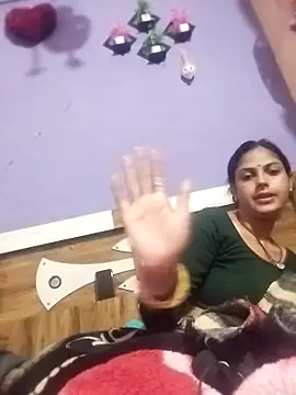 Snapshot of Yt_kinjal chatting on 12.14.25 Yt kinjal online show from 12.14.25