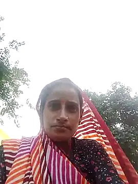 Xxx suhana online show from 11.22.25