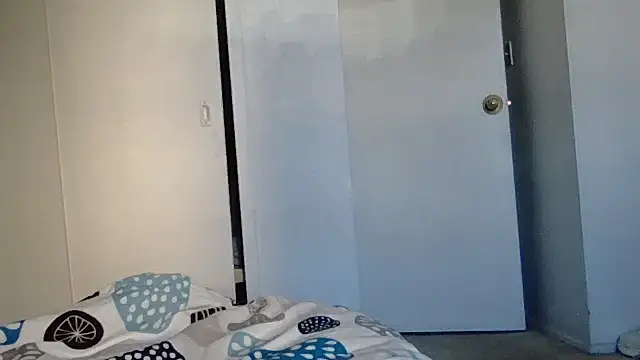 cryptokimgirl online show from 03.13.26