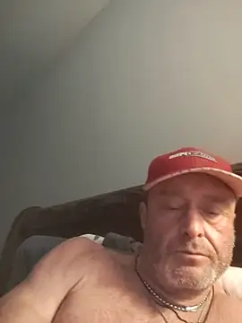 Slydog1010 online show from 06.08.26