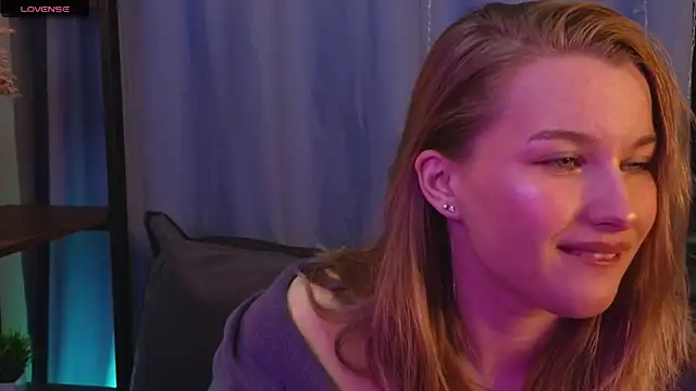 ImiMonroe online show from 05.02.26