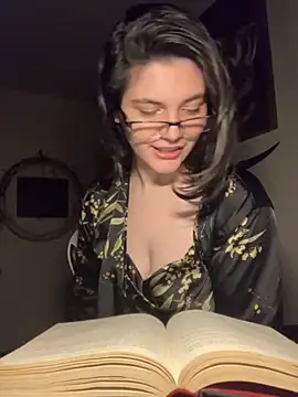 Kora Kat online show from 11.25.25