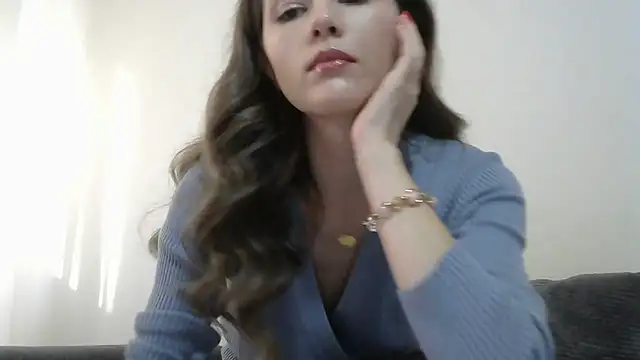 Erii18 online show from 12.19.25