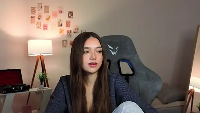 Vexorine online show from 12.17.25