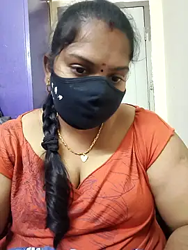 Snapshot of Paru_Tamil_Ponnu chatting on 12.03.25 Paru Tamil Ponnu online show from 12.03.25